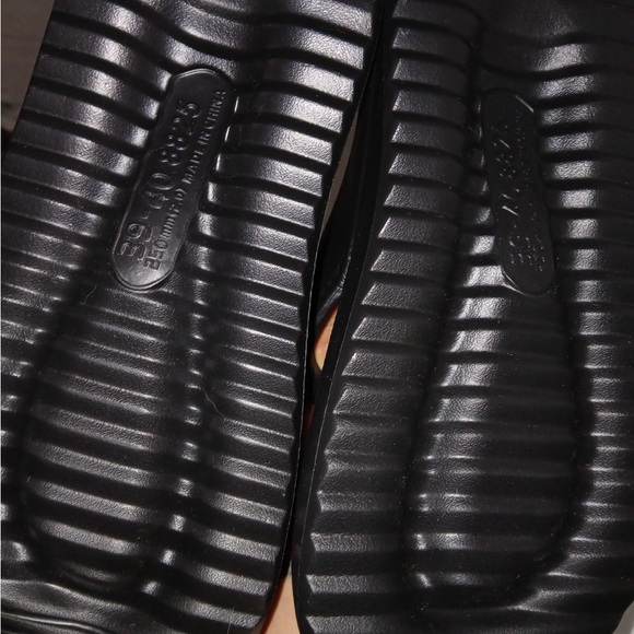 SHEIN Black Platform Sandals - Picture 7 of 8